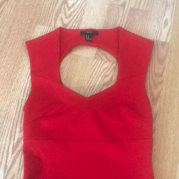 Dress - Picture 2 of 5